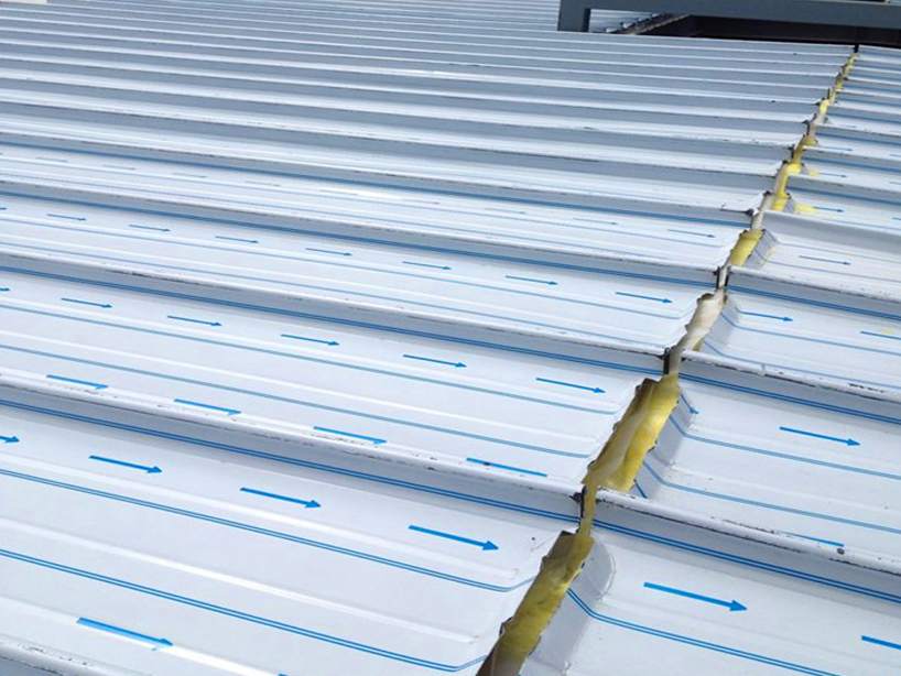 安顺如何确保铝镁锰板安装人员符合行业标准